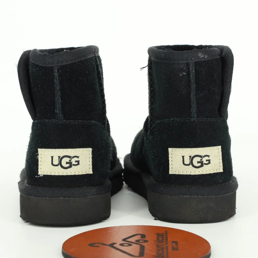 UGG preloved toe